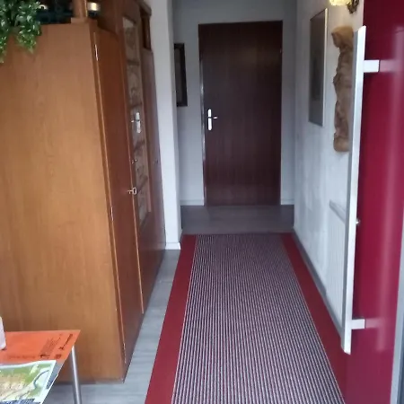 Eva Apartment Sautens